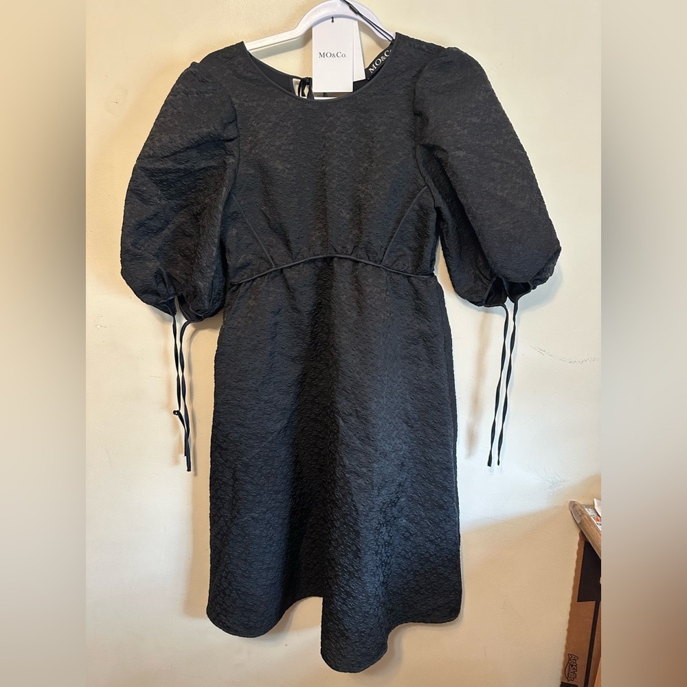 MO&Co NWT Black Puff Sleeve Jacquard‎ Weave Mini Dress Black Size Small